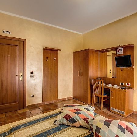 Hotel Maryelen 2 Roma Dış mekan fotoğraf