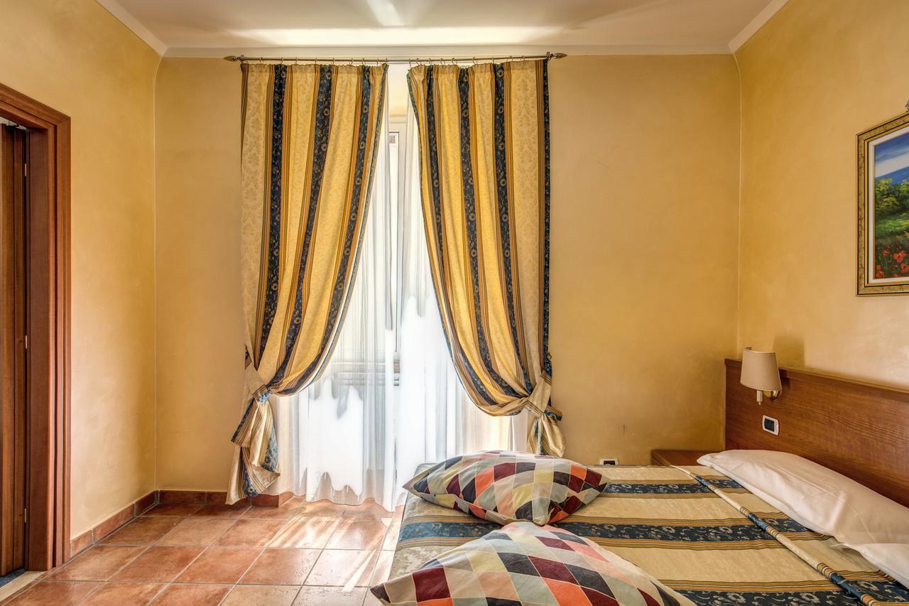 Hotel Maryelen 2 Roma Dış mekan fotoğraf