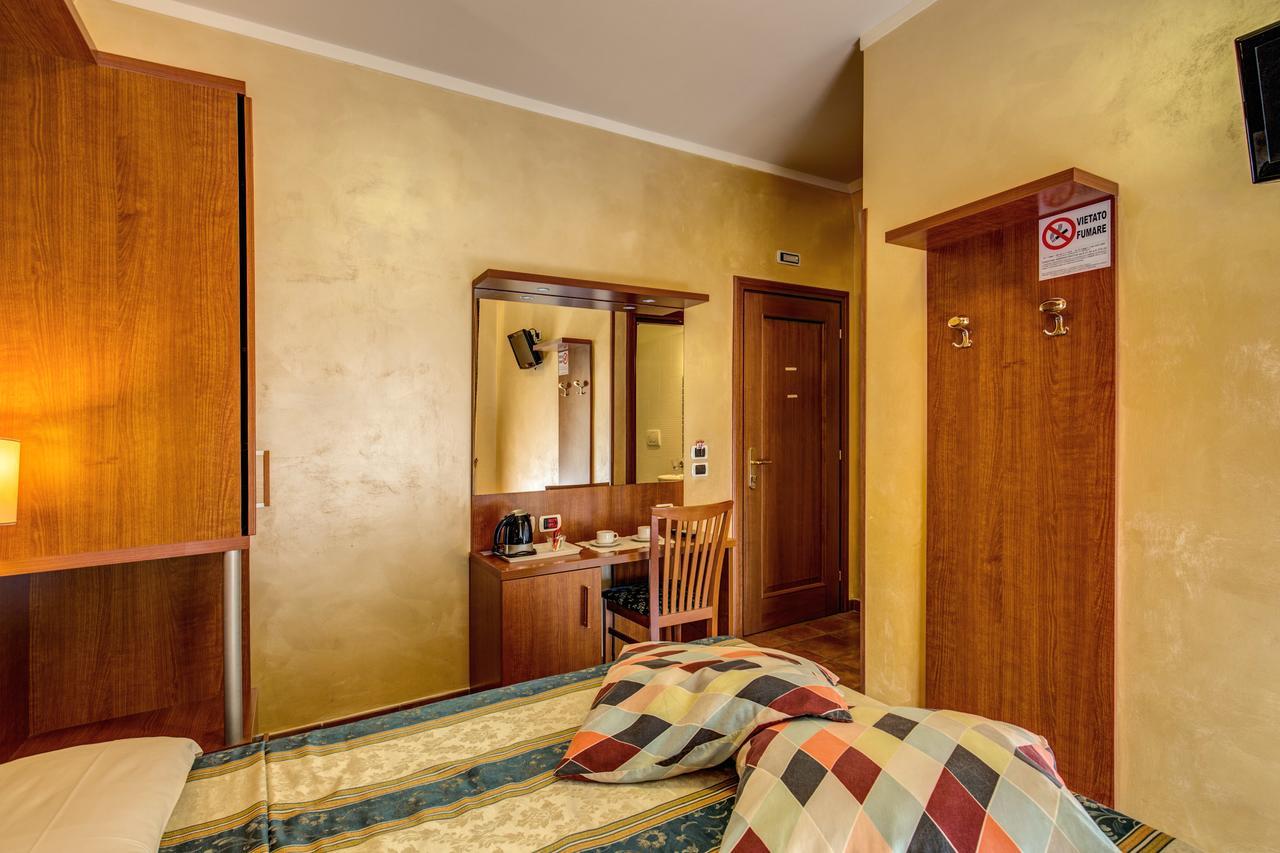 Hotel Maryelen 2 Roma Dış mekan fotoğraf