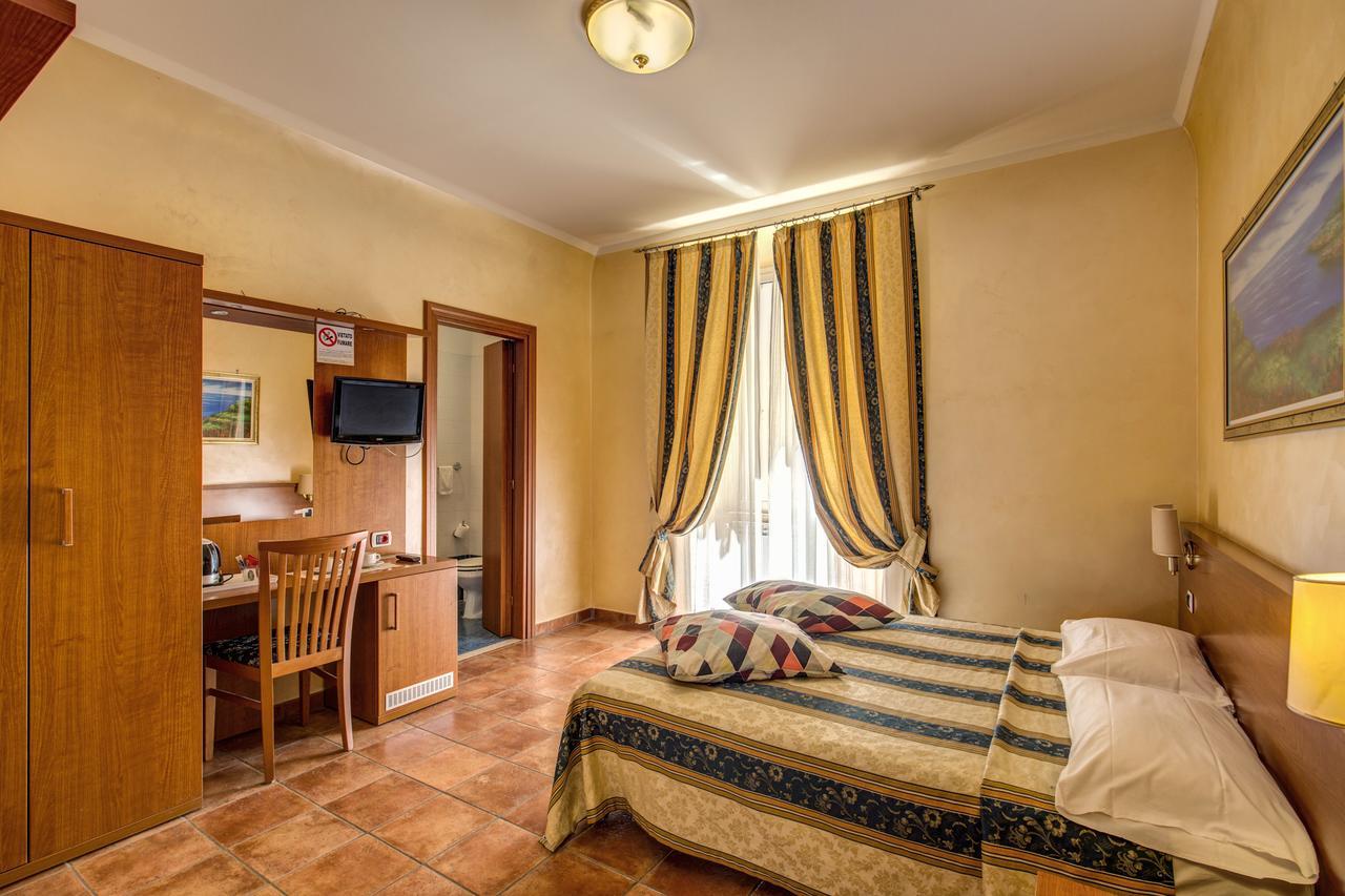 Hotel Maryelen 2 Roma Dış mekan fotoğraf